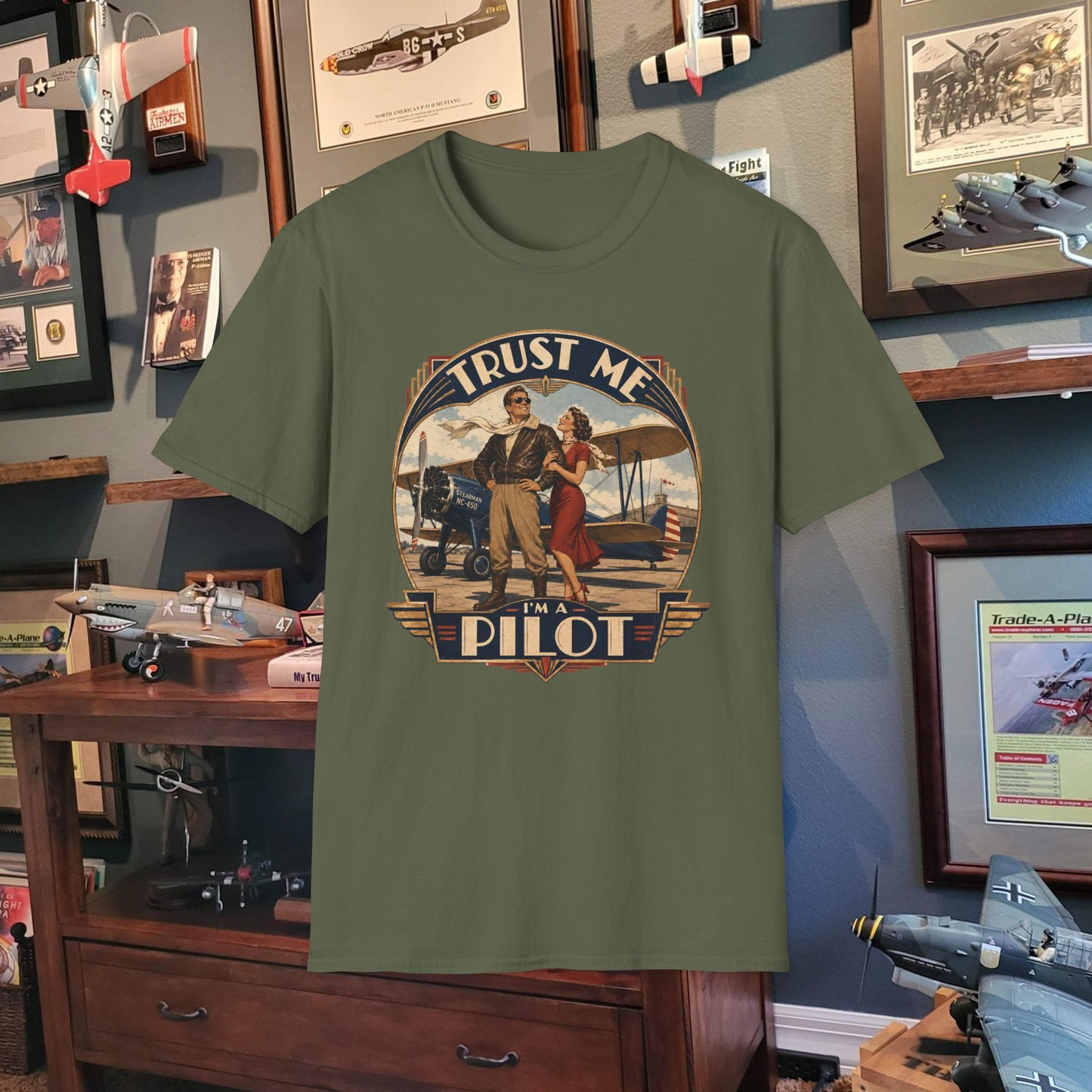Pilot T-Shirt — Vintage “Trust Me, Pilot” Aviation Graphic Tee